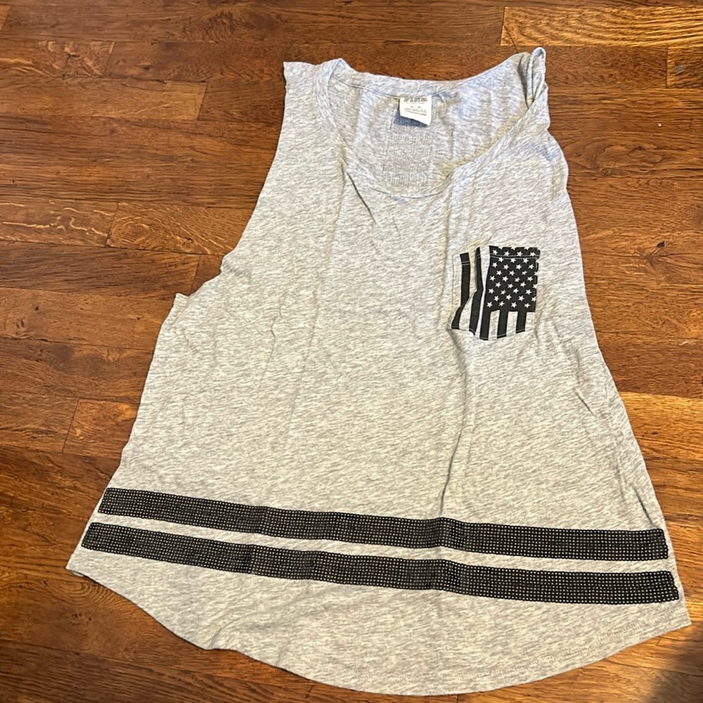 VS Pink tank top